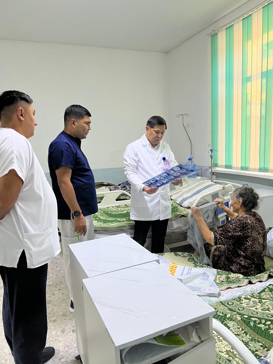 Белдіктері бар порнофильмдер